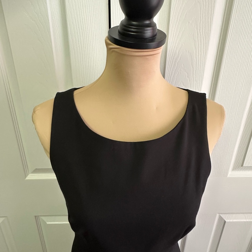 H&M Elegant Black Sleeveless Mini Dress - Picture 2 of 6